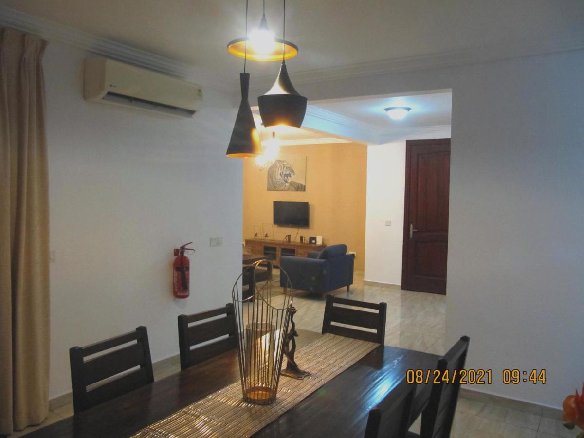 Bertha'S Court D-Plus Apartments Dzorwulu Exterior photo